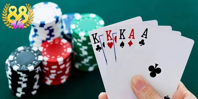 Những quy tắc vàng giúp bạn làm chủ Poker và thắng lớn